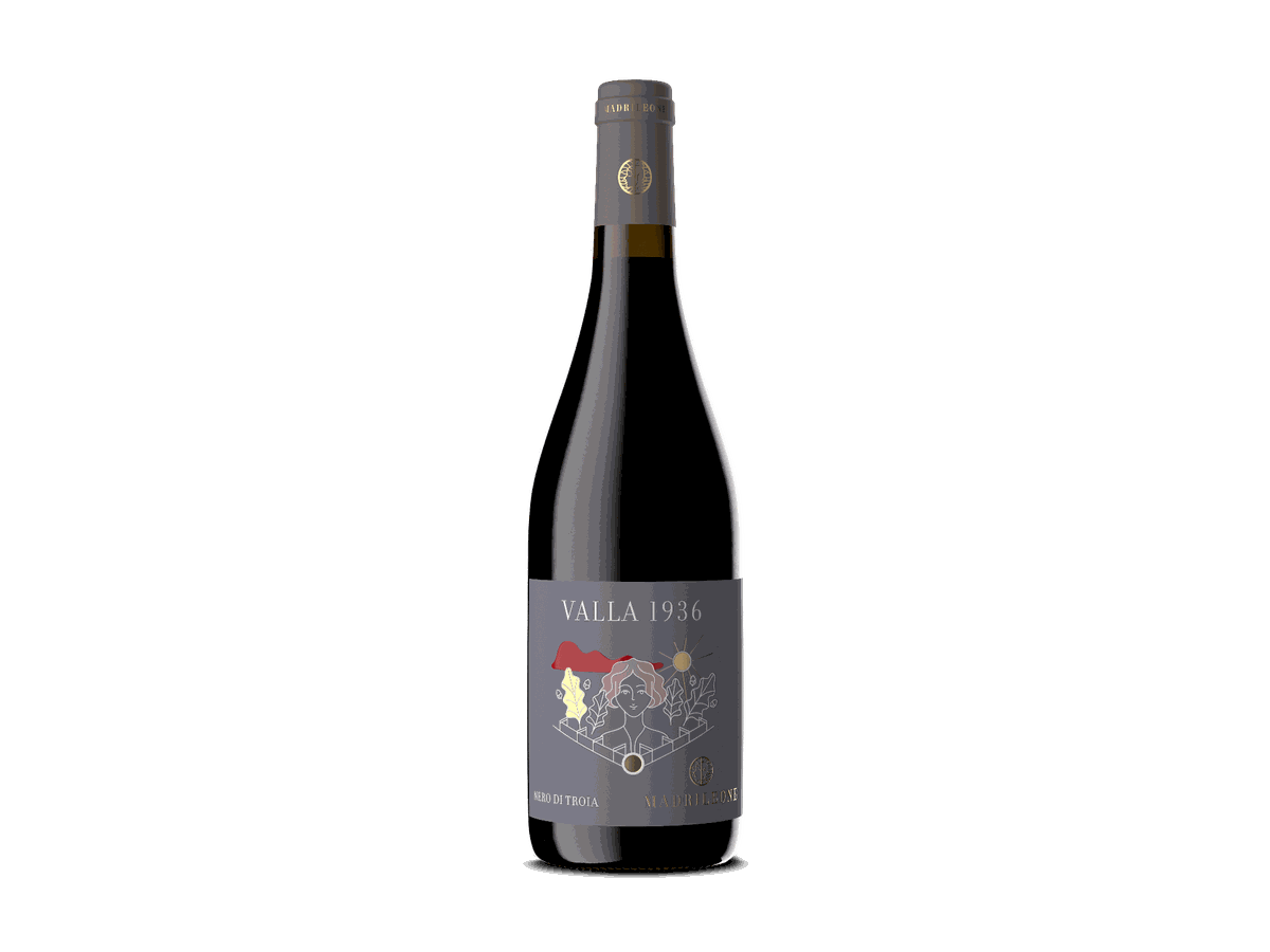 Bottle of Valla 1936, a Nero di Troia from Madri Leone in Puglia